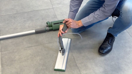 Comment utiliser votre balai réservoir K2 sans la station de remplissage ?